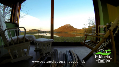 DOS EÓLICOS VIRA P FAZENDA_Moment.00_00_57_17.Quadro370_e54cc5d6b41ecac83f36fac3e23df95fc28bc5f2.jpg